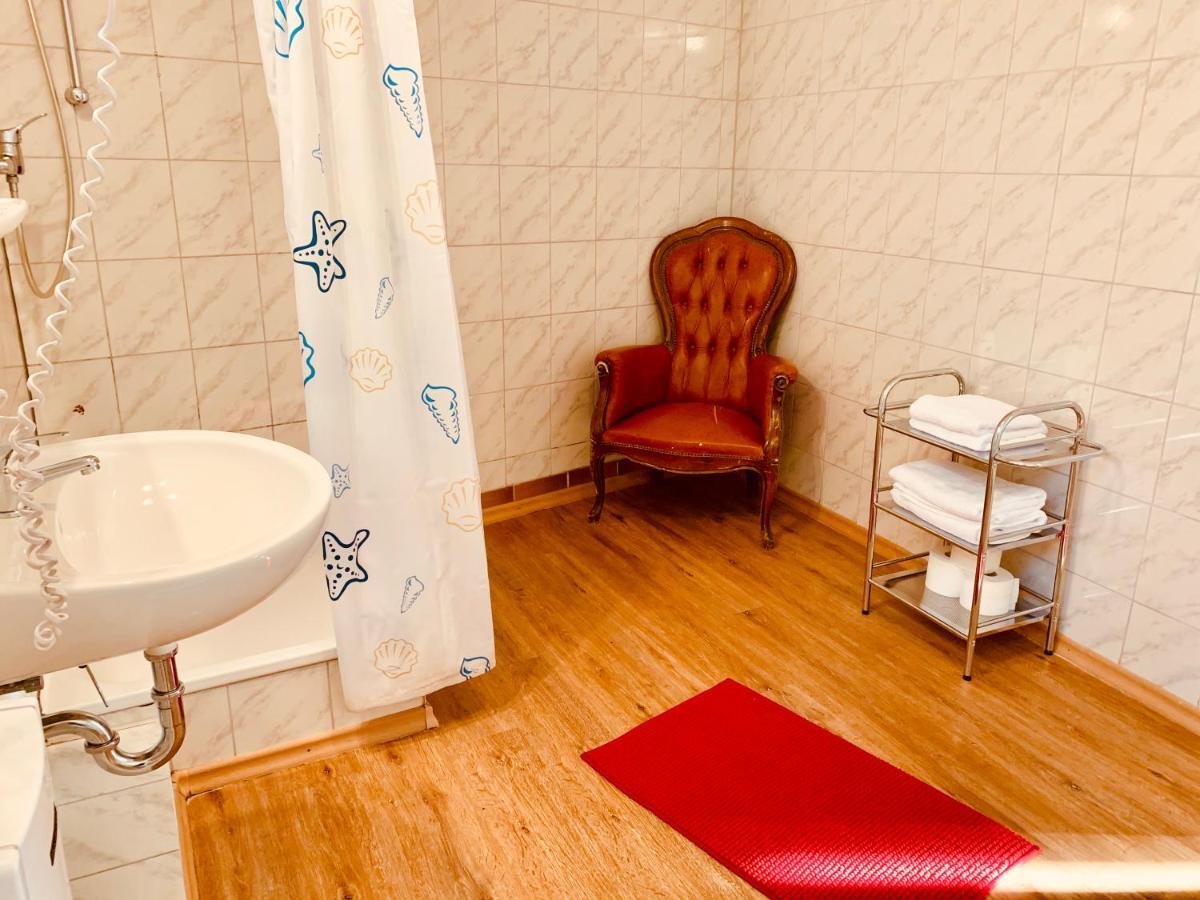 Hotel Gasthaus Zur Eule Köln Exteriör bild